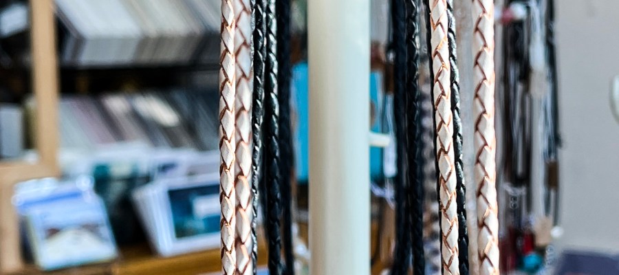 New London Whale Tail Necklace