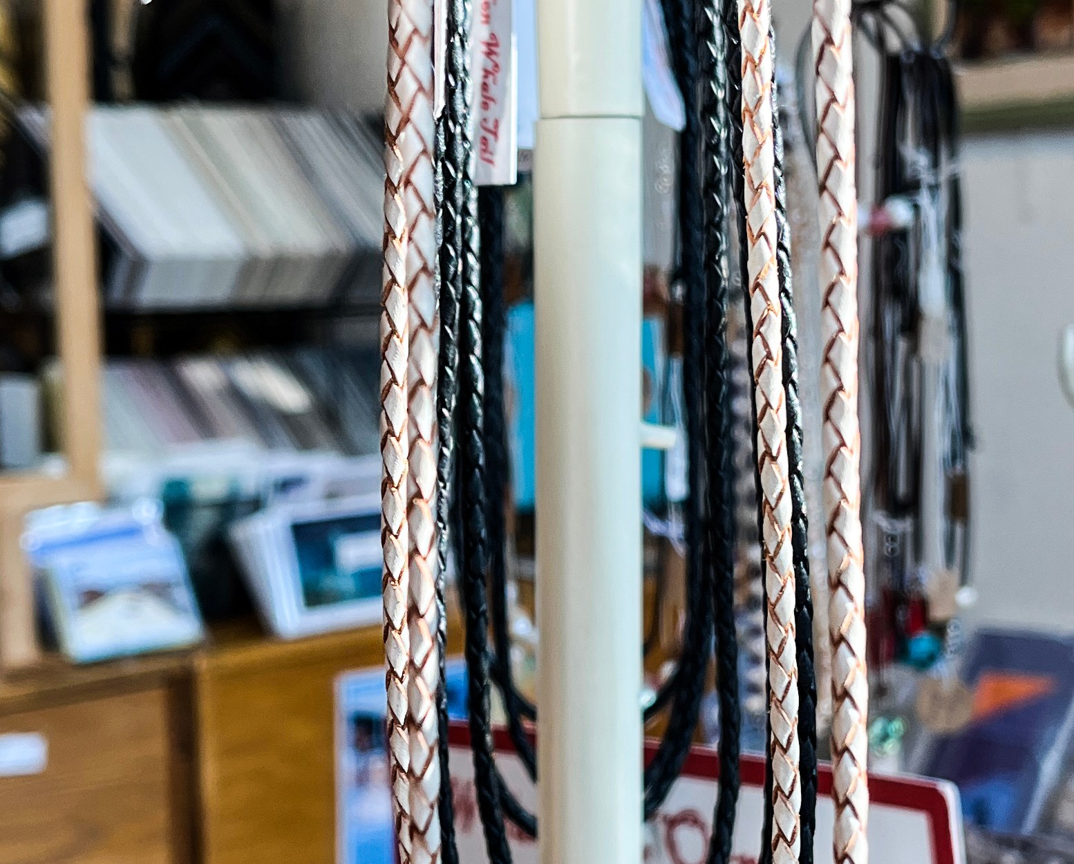 New London Whale Tail Necklace